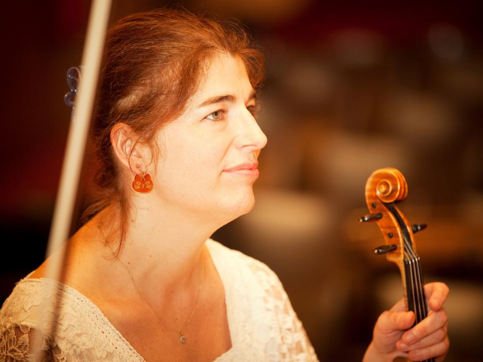 Orchester Portrait Barbara Chomca, Violinistin
